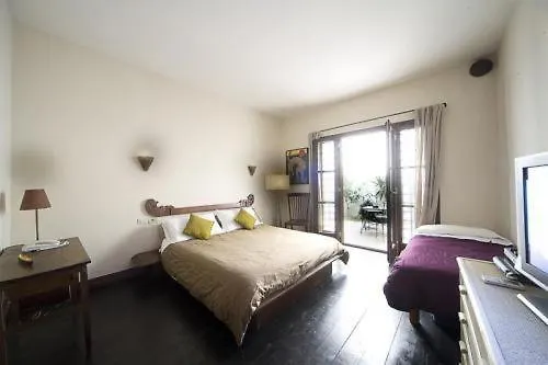 San Jouan Oda ve Kahvaltı